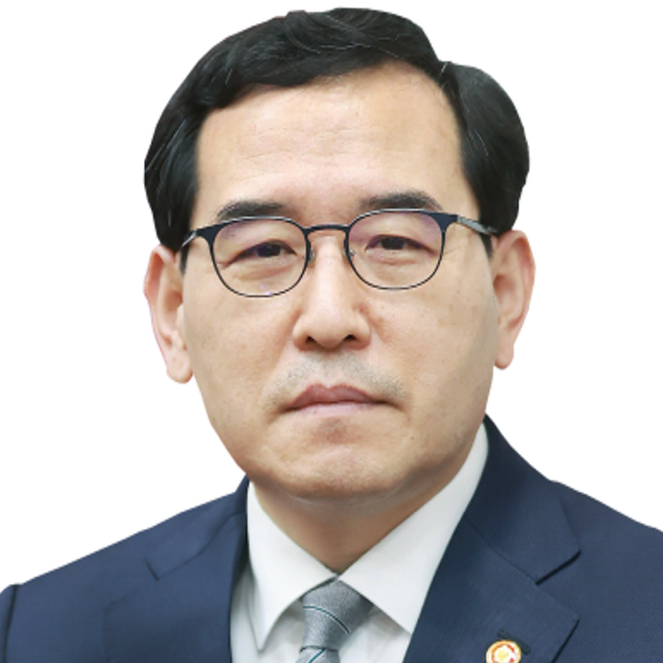Mr. Chang-Yang LEE